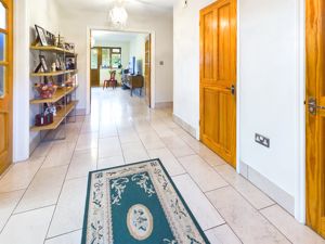 RECEPTION HALLWAY- click for photo gallery